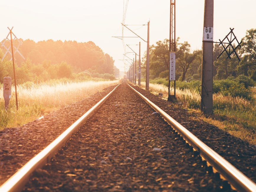 La República: «Integrarse para no perder el tren «