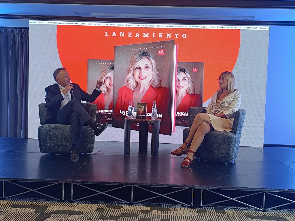 Presentación de LA COMUNICACIÓN EN EL CORAZÓN DE LA ESTRATEGIA Presentación de LA COMUNICACIÓN EN EL CORAZÓN DE LA ESTRATEGIA