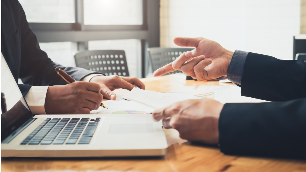 La República: «Redefiniendo confianza, influencia y negocio» La República: «Redefiniendo confianza, influencia y negocio»